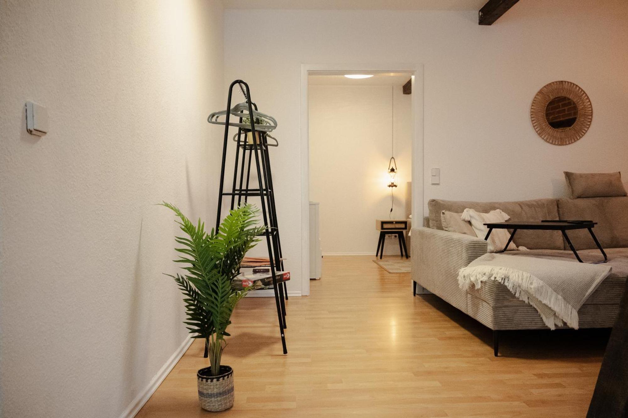 Jasta Homes Altstadt, Zentral, Ueberdachter Parkplatz, Netflix, Vollausstattung, Loft, Modern Und Komfort Hamelin Dış mekan fotoğraf